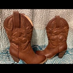 Very Volatile women’s boots